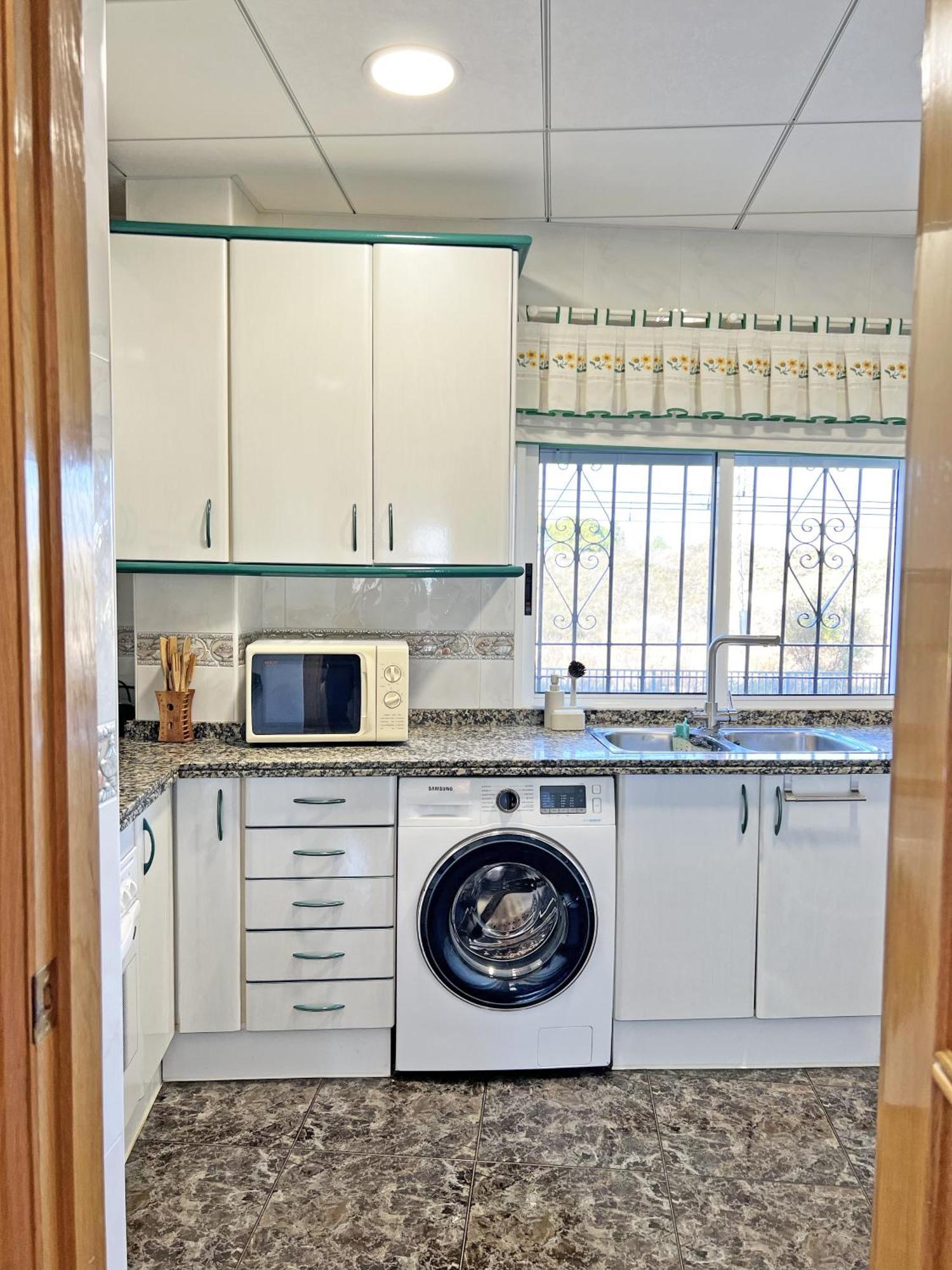 Apartamento A 100M De La Playa. 2 Hab. A/C Alicante Exterior foto
